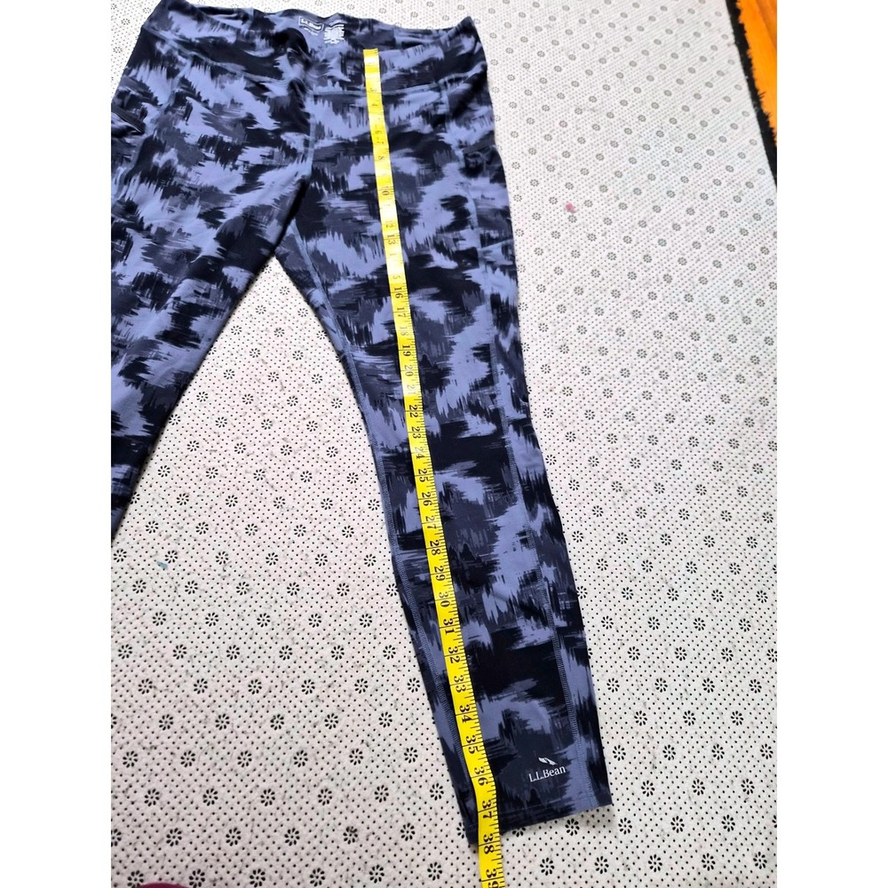 2 LL Bean Women's Camo Print Active Leggings Bundle 1X Plus 50+ UPFUV Protection - Picture 11 of 11